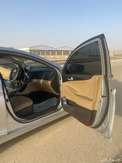 للبيع سوناتا 2014 21