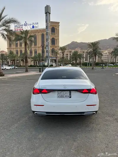 E200 2025 3