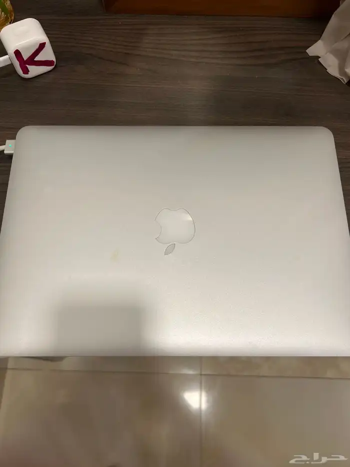 ماك بوك اير 13 أنش 0