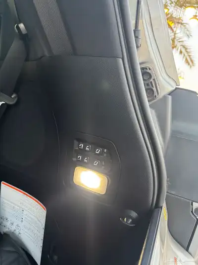 لكزس ال اكس 12