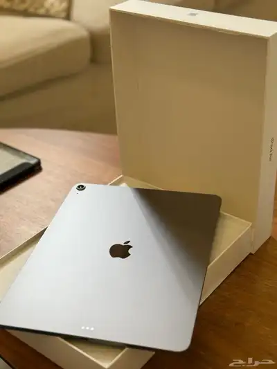 للبيع جهاز ايباد إير 2025 13 إنش 128 GB شبه جديد 1