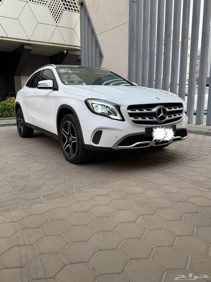 مرسيدس GLA250 حاله مميزه 1