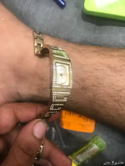 ساعهguess اصليه سوسري للبيع 2