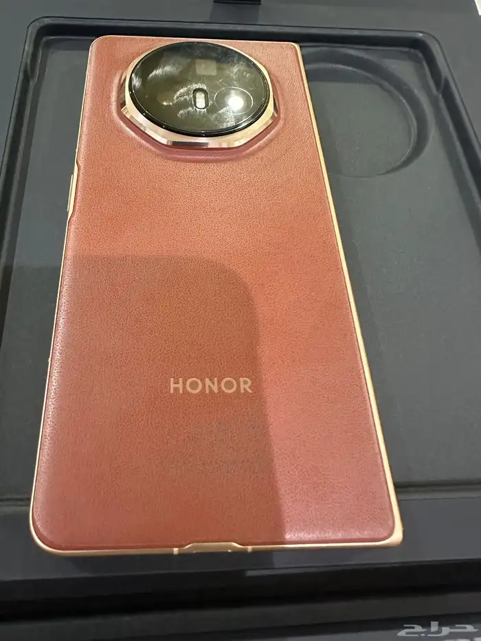 للبيع او البدل Honor magic v3 الخرج 2