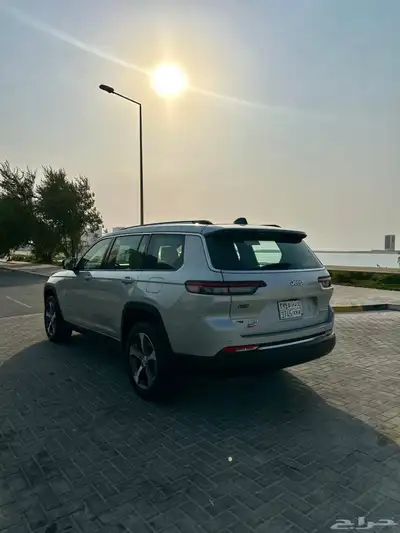 جراند شيروكي لمتد 2023   2023 Grand Cherokee Limited 3