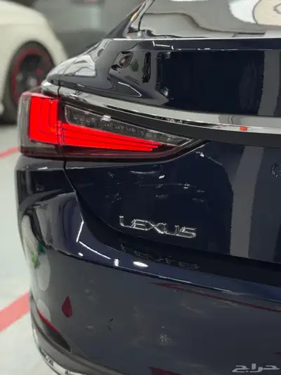 LEXUS ES250 2023 15