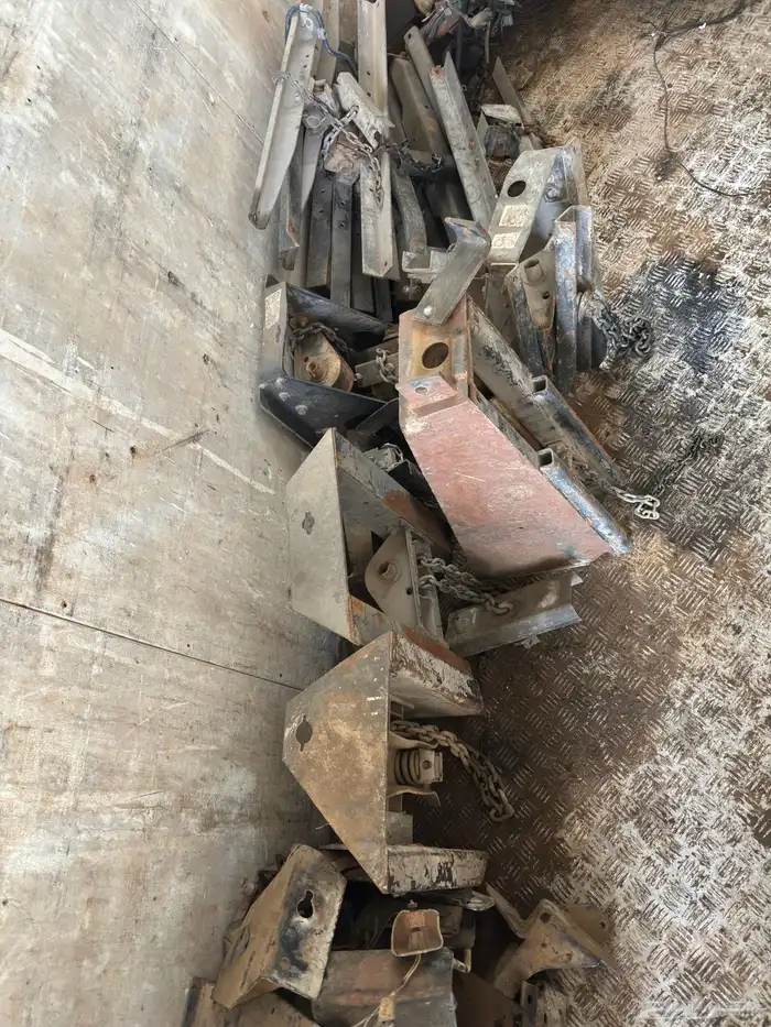 قطع غيار ايسوزو دينا 2016 3