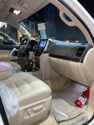 للبيع جيب VXS فل كامل 2021 بريمي عداد 102 الف 16