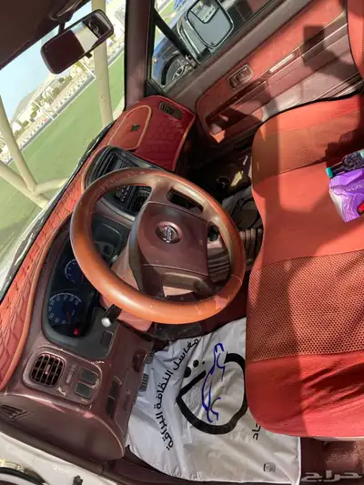 داتسون 2002 جي إل 8