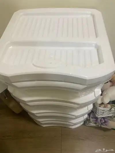 سرير نوم و2 كومدينو وتسريحة وادراج 7