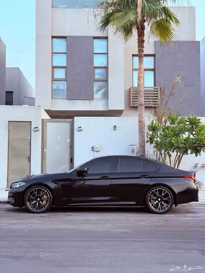 تحت الضمان وصيانة مجانية BMW M5 F90 Competition 2021 4