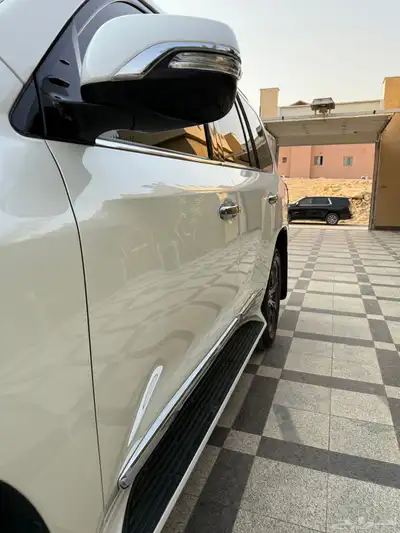 لاندكروزر 2020 تورنق 7