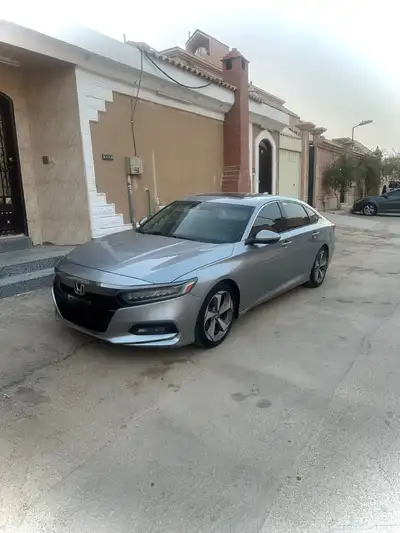 هوندا اكورد 2018 اعلى فئة مكينة 2.0 تيربو 11
