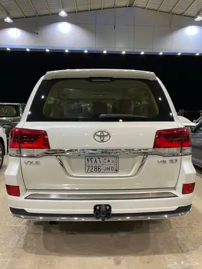للبيع جيب VXS فل كامل 2021 بريمي عداد 102 الف 5
