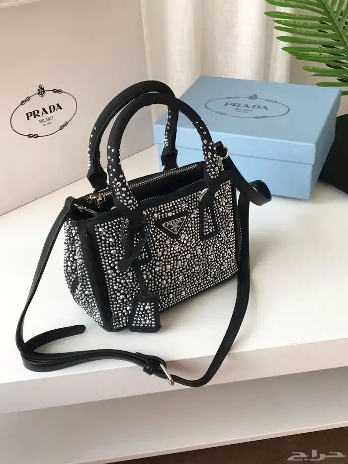 شنط برادا لمعه عرائسي 3