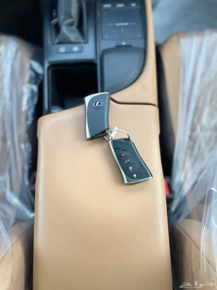 لكزس-ES300h-2021(ممشي79الف) 22