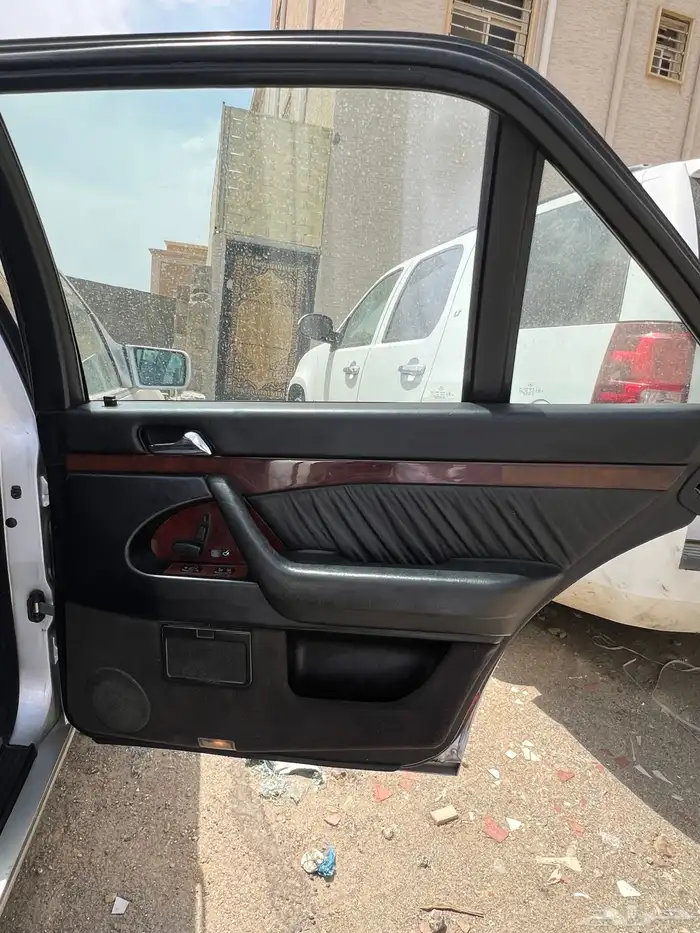 مرسيدس شبح 320 67
