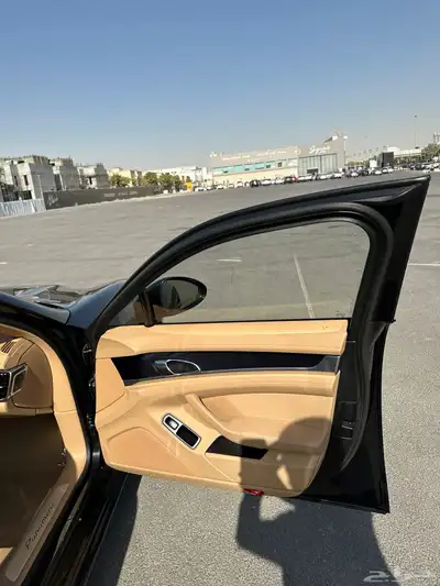 باناميرا مع لوحة مميزة م ل ا 666 12