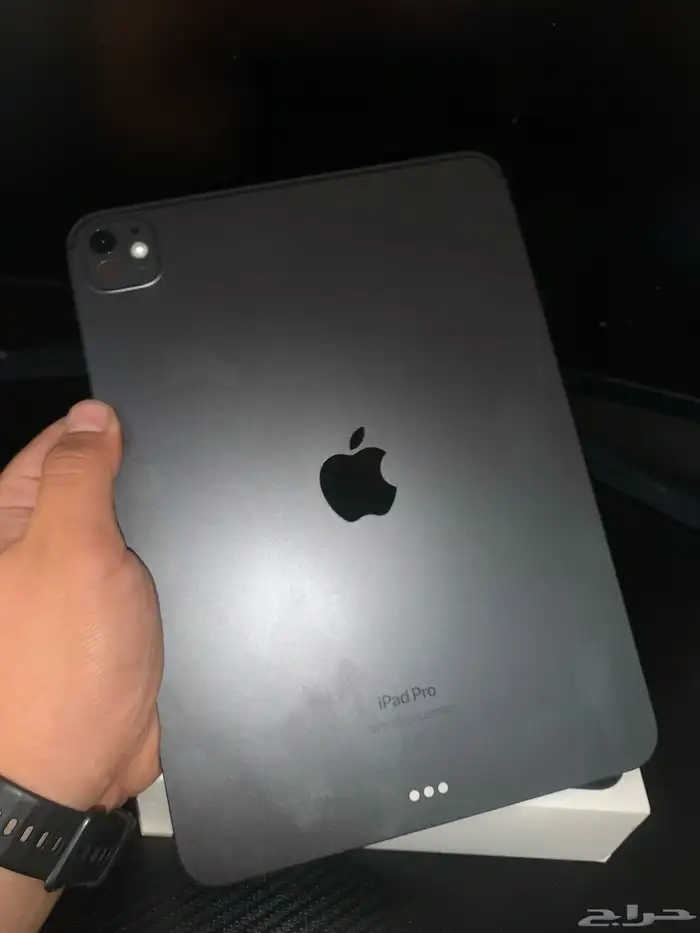 ايباد برو M4 للبيع 0