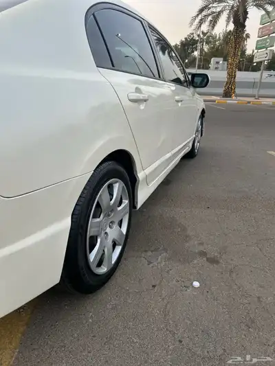 للبيع هوندا سيفيك 2009 استخدام الوالد نظيفة جدا 8