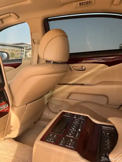 لكزس LS 460L VIP مديل 2010 21
