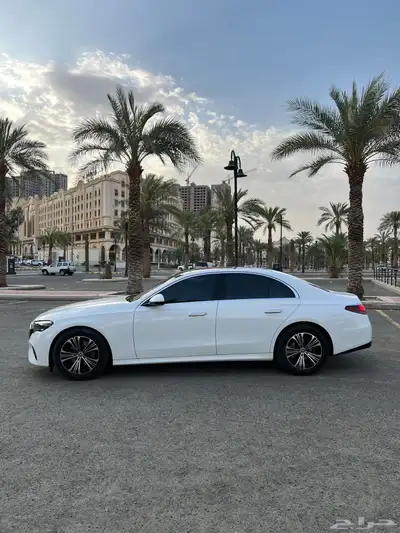 E200 2025 6
