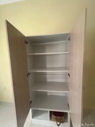 دولاب للبيع 1