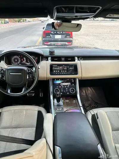 للبيع سيارة رينج روفر سبورت 2020 فئة HSE 9