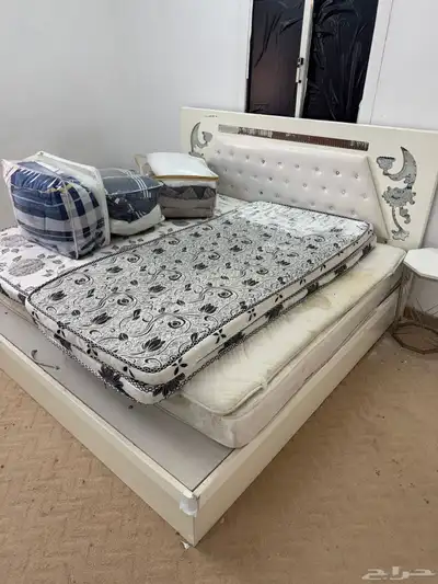 اثاث مستخدم لمدة شهر للبيع 3