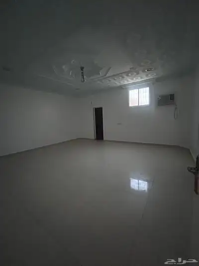 دوبلكس حي الإسكان للإيجار السنوي 12