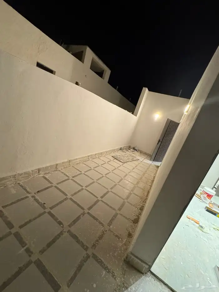 ادوار للبيع في مخطط غصون شرق الرياض 28