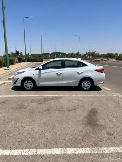 For Sale 2020 Toyota Yaris First Ownerيارس للبيع 2020 7