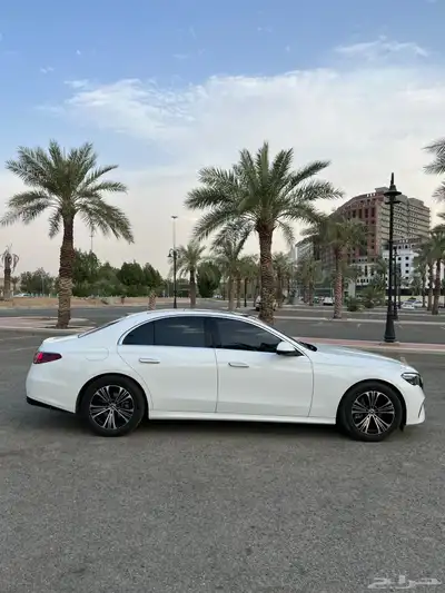 E200 2025 7