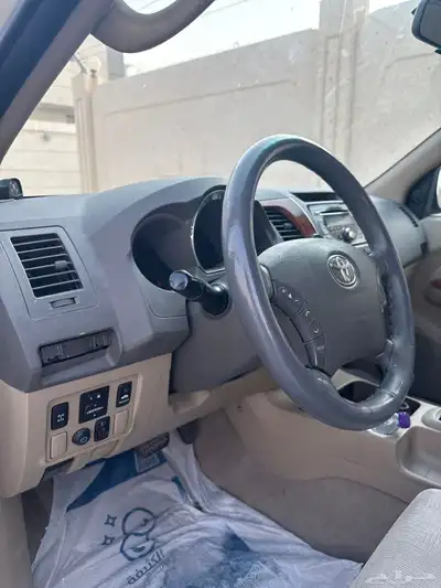 للبيع فورشنر 2009 سته سندل دبل 8