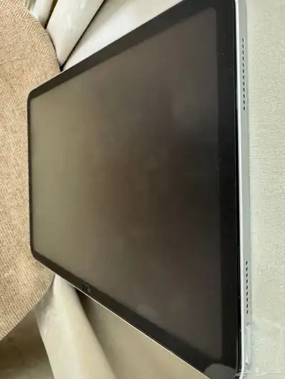 ايباد وساعه وسماعة ايربود 3