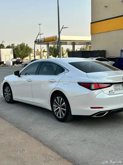 لكزس ES 350 لؤلؤي   فتحة   جملي   6 سلندر   ممشى 167 ألف 2