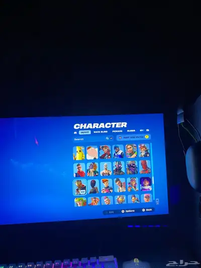 حساب فورت نايت ترافس سكوت رقصه فلوس 277 سكن 4