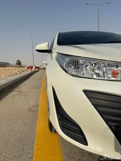 يارس موديل 2019 للبيع نظيفة 4