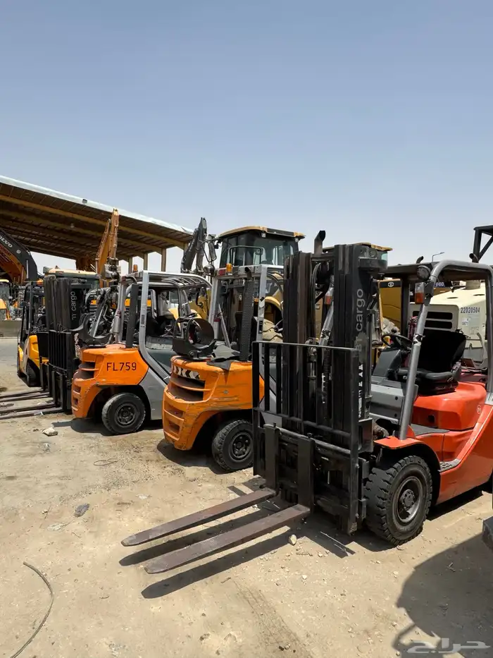 رافعات 3 طن العدد 10 حبات الموديل 2014 إلى 2022 5