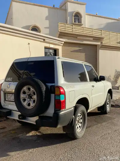 للبيع نيسان ربع 0