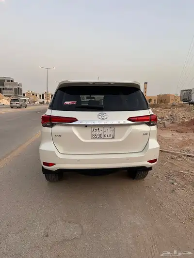 فورتشنر 2022 - 6 سلندر نظيف جدا 2