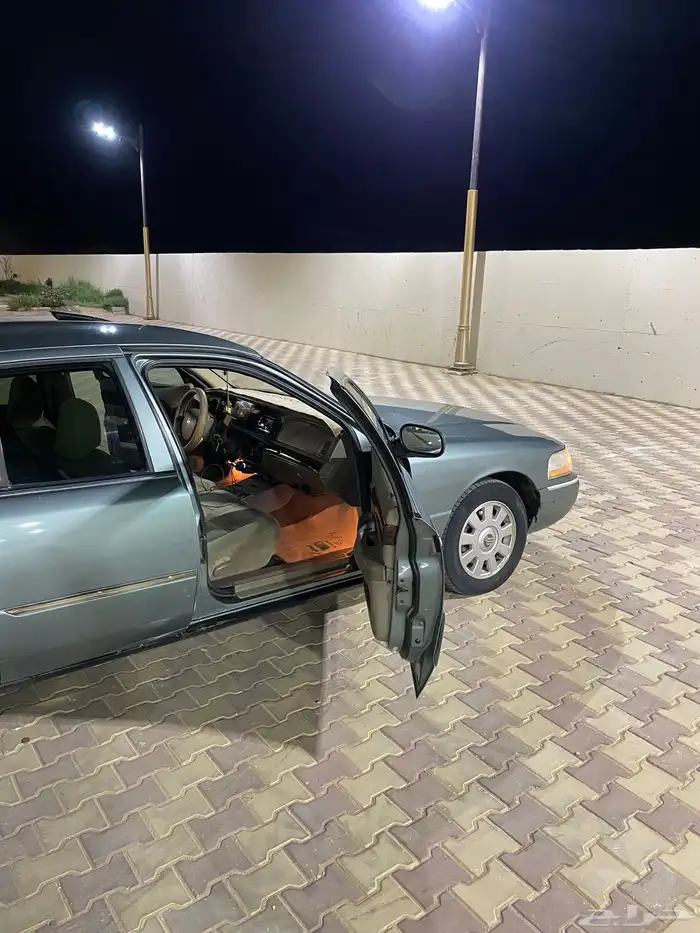 فورد قراند ماركيز 2005 0