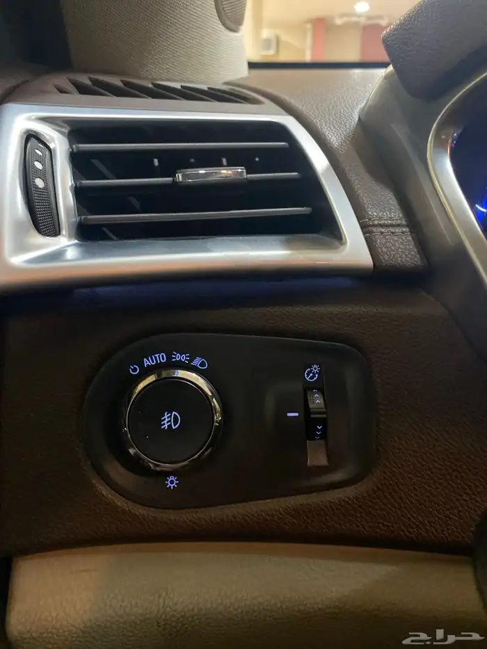 كاديلاك SRX 2015 24