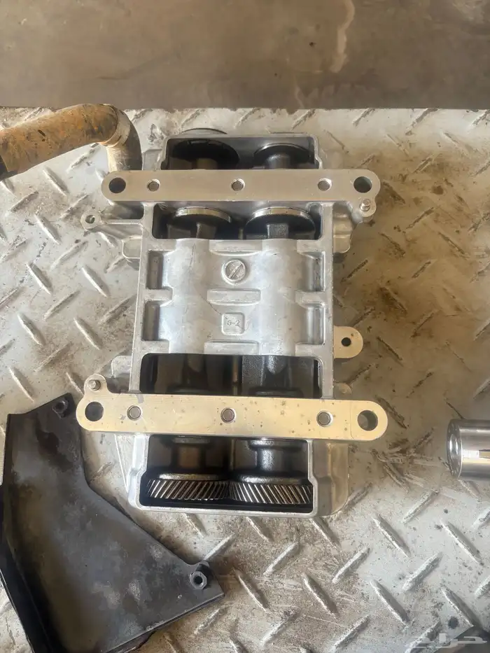 عمود كرنك بساتم طرمبه ديزال جميع قطع غيار L200 دبل 2