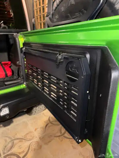 طاولة Jeep الاصلية للبيع 7