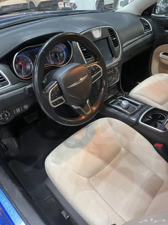 كرايزلر C300 سعودى من فل كامل 2021 6