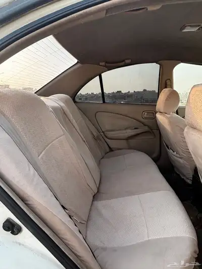 نيسان صني 2002 12