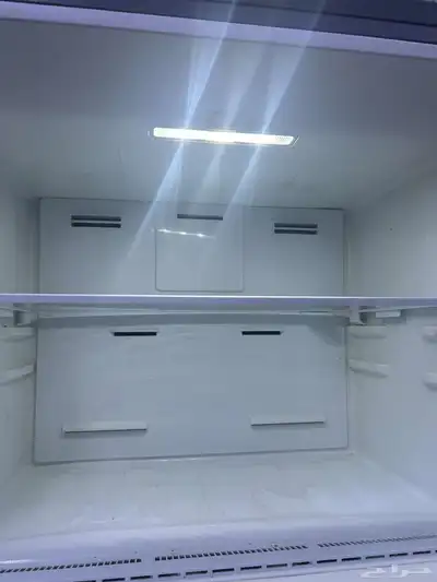 ثلاجة للبيع ب 300 ريال 5
