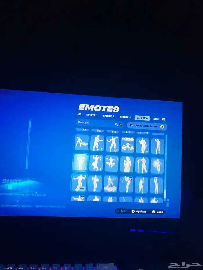 حساب فورت نايت للبيع ترافس و رقصه فلوس و 278 سكن 23