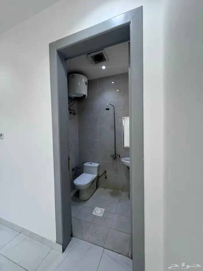 شقة عوائل للإيجار 11